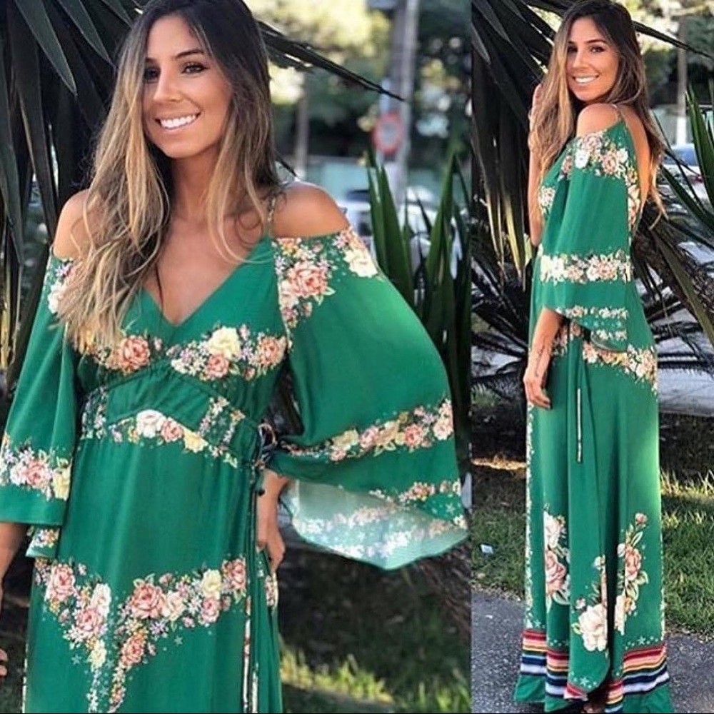 NWOT FarmRio Espaço Floral Maxi Dress